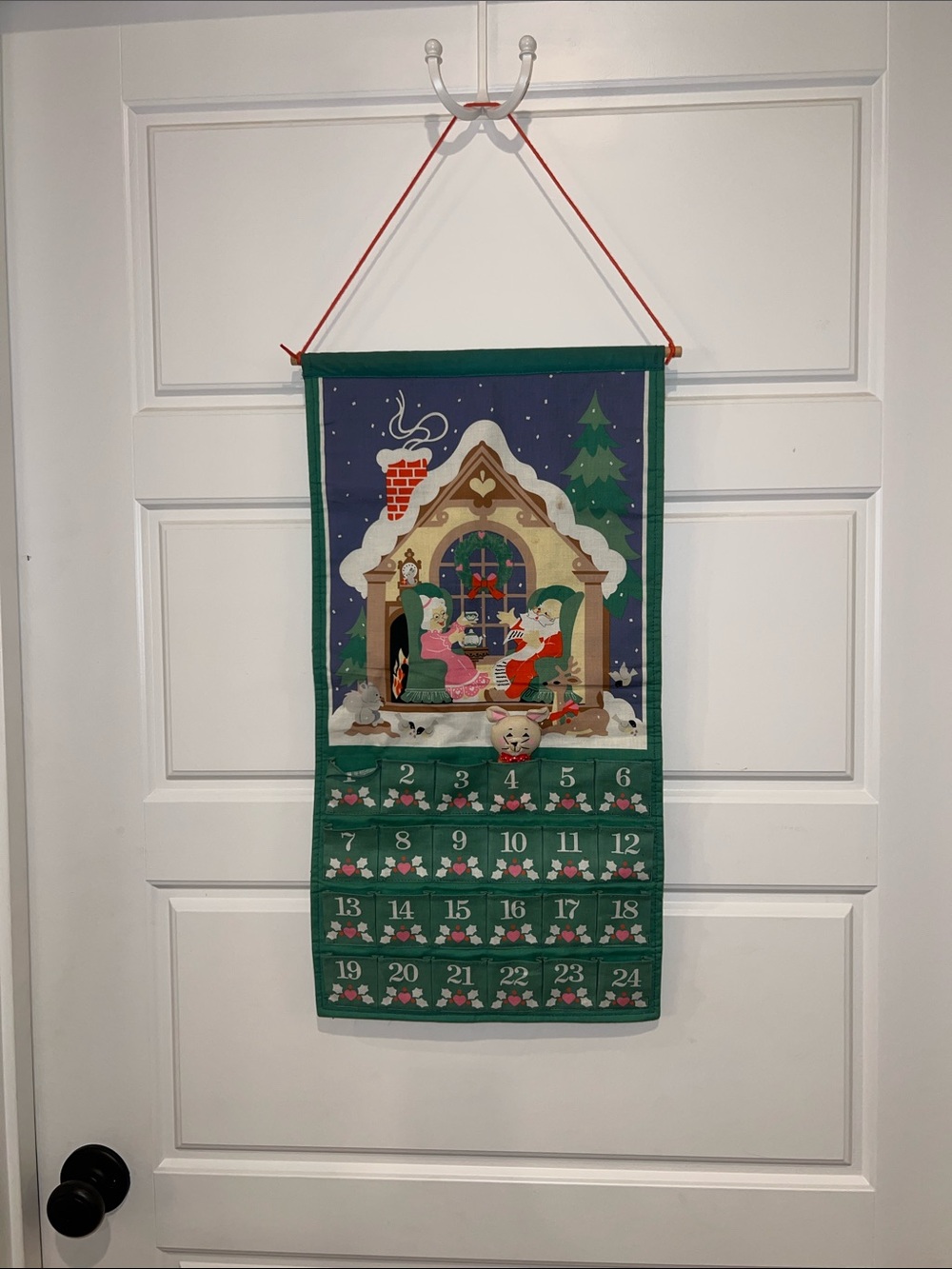 Vintage Avon 1987 Countdown to Christmas fabric advent calendar original mouse!